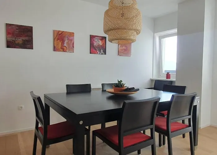 Bird\'S Eye View 75 - 8Th Floor 3Br Apt. 100M2